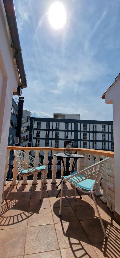 Apartmani Eladora Biograd Na Moru Exterior photo