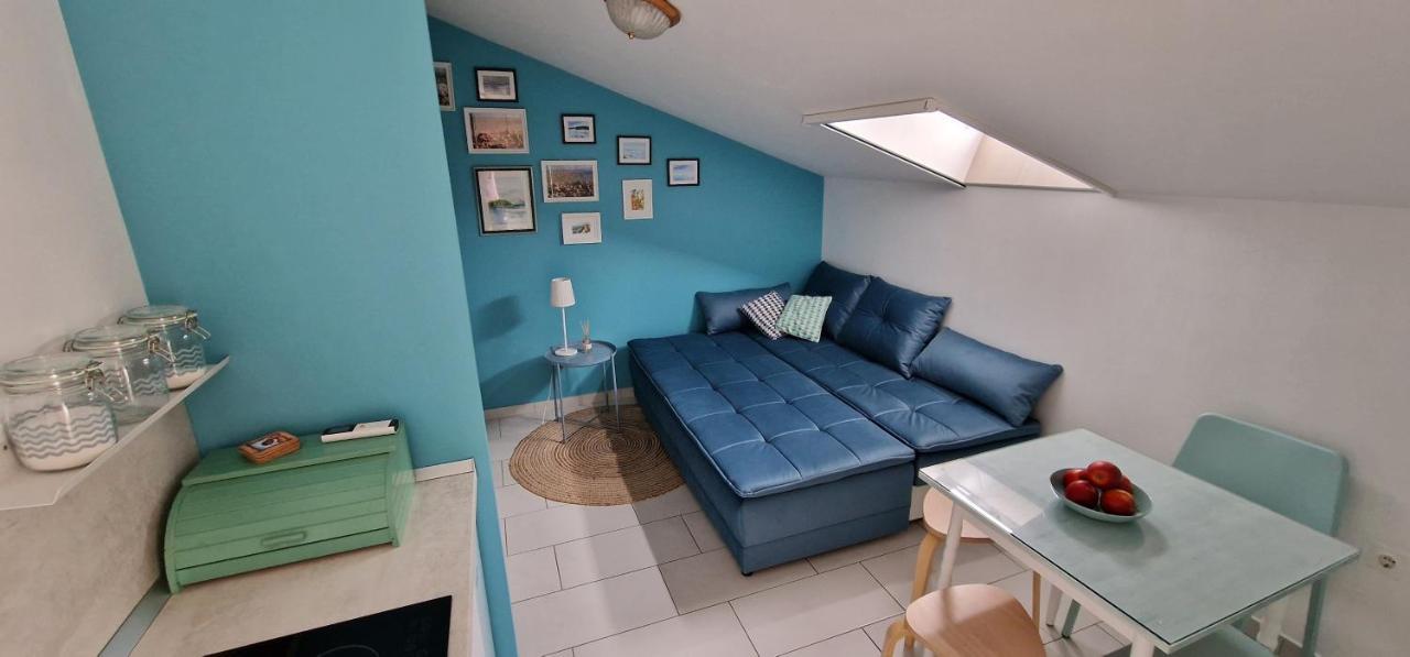 Apartmani Eladora Biograd Na Moru Exterior photo