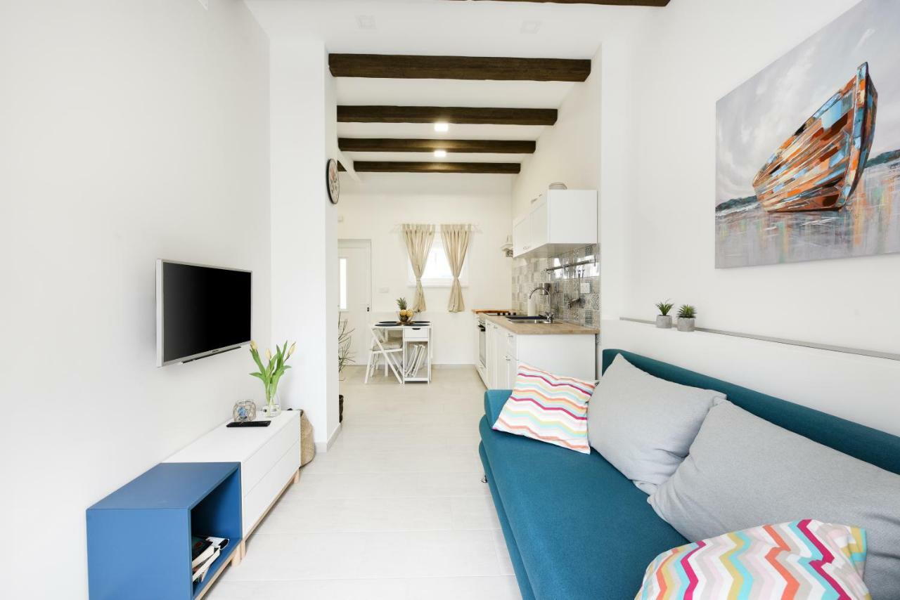 Apartmani Eladora Biograd Na Moru Exterior photo